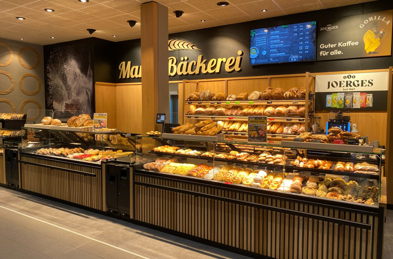 Marktbäckerei Weißkirchen renoviert