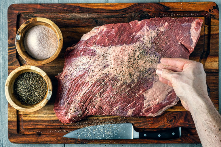 Rinderbrust smoken mit Trockenwürzung