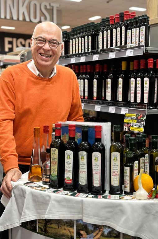 Aldo Parente Stand bei der Wiedereröffnung von EDEKA Georg in Idstein