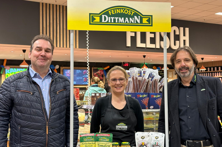 Dittmann Feinkost mit einem Stand im renovierten Idsteiner Markt