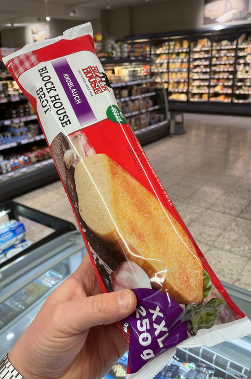 Block House Knoblauchbaguette Nahansicht