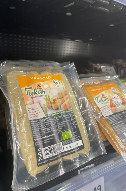 Tukan Tofugriller im Kühlschrank von EDEKA Georg