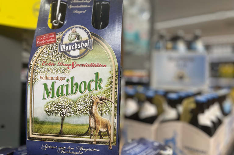 Der Maibock von Mönchshof in Oberursel bei EDEKA Georg