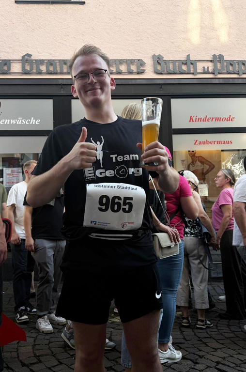 Georg Mitarbeiter nach dem Rennen