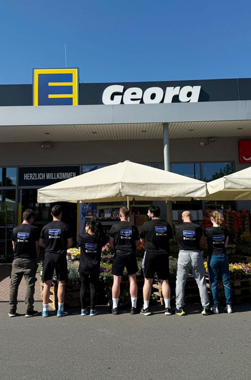 Die Gruppe von EDEKA Georg, die beim Idsteiner Stadtlauf teilgenommen hat von hinten