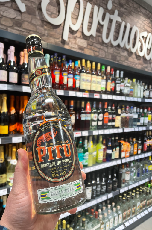 Pitú Flaschen EDEKA Georg Riedberg