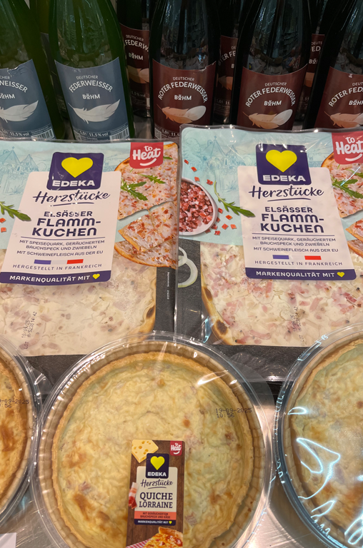 Böhm Federweißer, Zwiebelkuchen und Herzstücke Flammkuchen